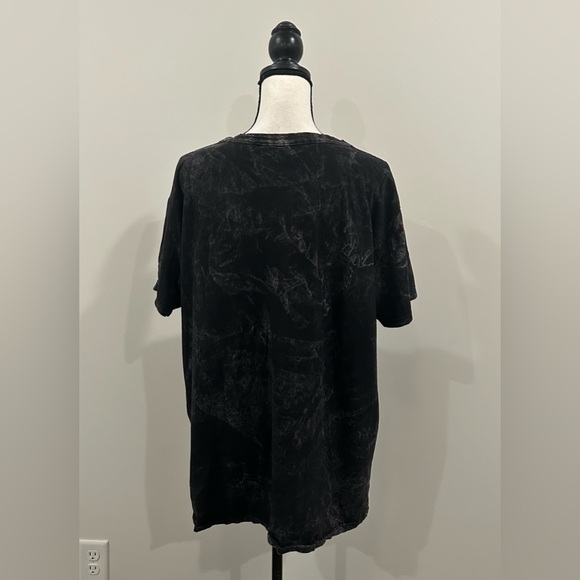 Run DMC Distressed Tee - Picture 3 of 3